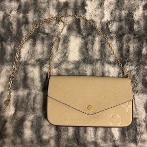 Louis Vuitton purse